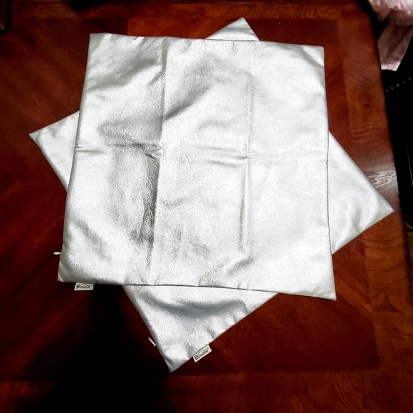 Brawarm Faux Leather with Silver Foil Metallic Shiny Print  Pillow Cover Sham - Picture 4 of 12